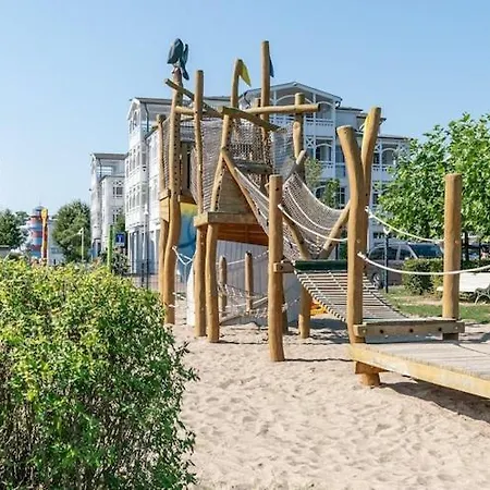 Im Seepark Mit Balkon, Cleaning Included Зеллин