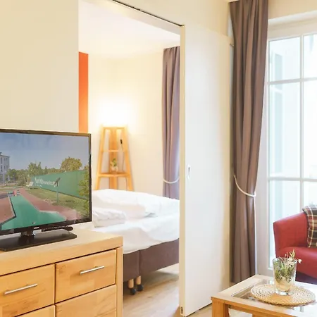 Im Seepark Mit Balkon, Cleaning Included * Sellin (Rugen)